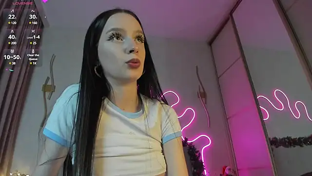 flora off online show from January 18, 2025, 12:15 pm