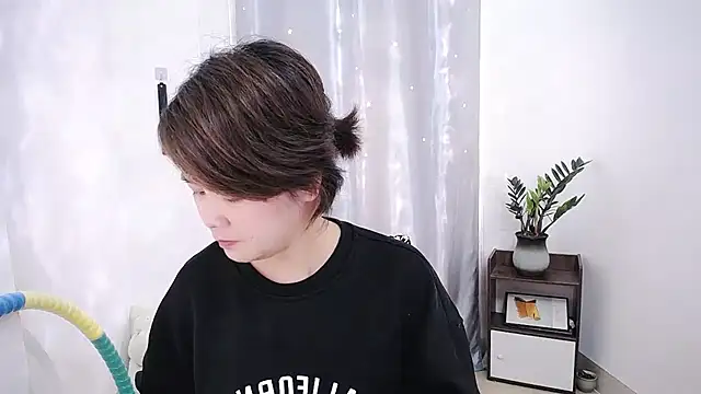 Fan ting online show from February 28, 2025, 4:32 am