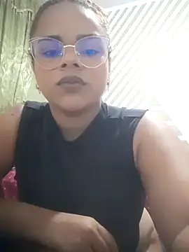 Evabigass online show from January 17, 2025, 6:23 pm