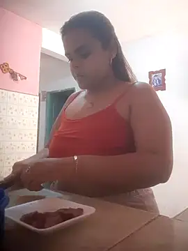 Evabigass online show from February 19, 2025, 5:49 pm