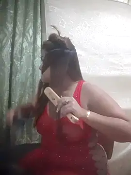 Evabigass online show from February 26, 2025, 9:05 pm