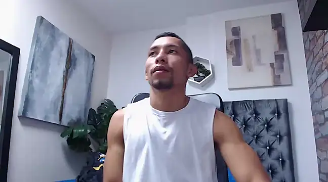 Snapshot of richar_voller chatting on December 12, 2024, 11:40 am richar voller online show from December 12, 2024, 11:40 am