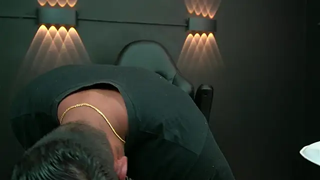 CallumMuscle online show from December 30, 2024, 5:34 pm