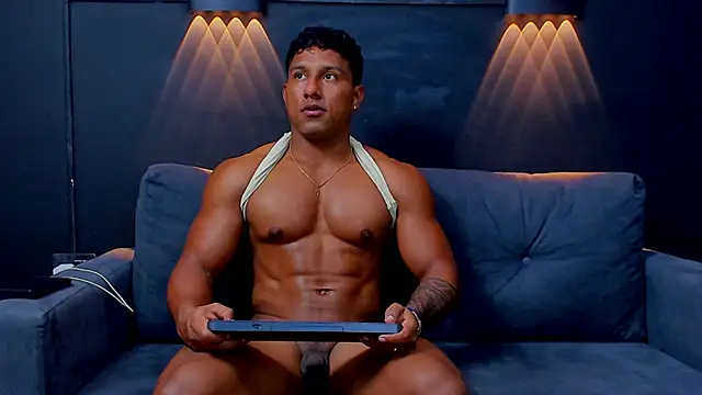 CallumMuscle online show from March 7, 2025, 4:24 am