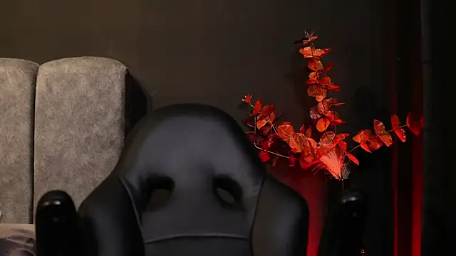 CallumMuscle online show from November 14, 2025, 12:42 am