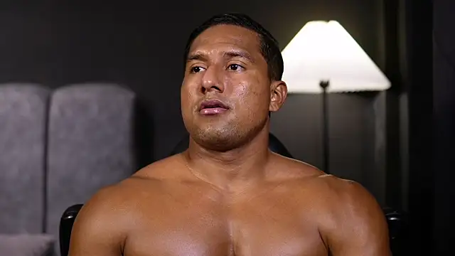 CallumMuscle online show from December 2, 2025, 2:06 am