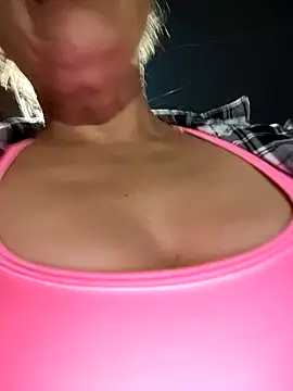 siri duque online show from March 15, 2025, 10:35 am