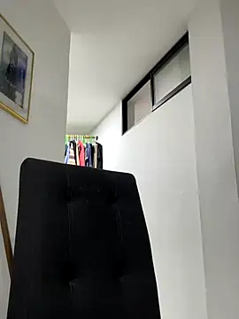 siri duque online show from September 15, 2025, 12:43 am