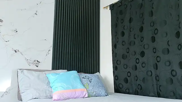 Noah tyler  online show from February 5, 2026, 1:05 pm