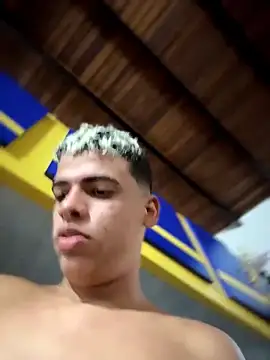 Snapshot of Leo_bunny_hot chatting on February 11, 2026, 8:36 pm Leo bunny hot online show from February 11, 2026, 8:36 pm