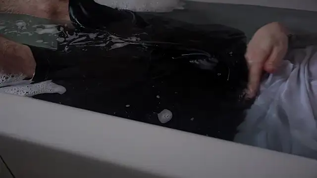 thewetshorts online show from January 5, 2025, 8:00 am