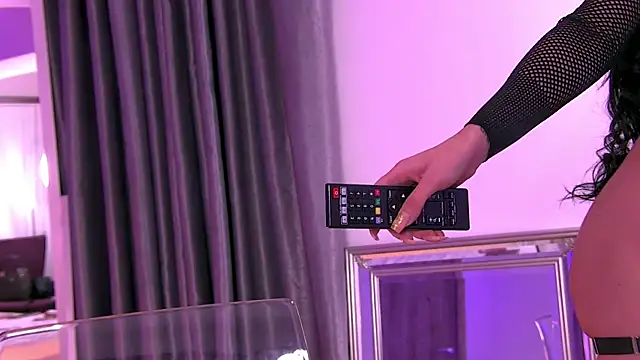 IvyRaven online show from September 30, 2025, 6:02 pm