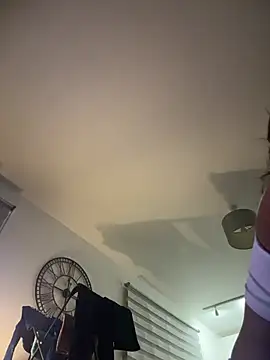 Snapshot of Mia_MilesXXX chatting on March 4, 2025, 11:00 pm Mia MilesXXX online show from March 4, 2025, 11:00 pm