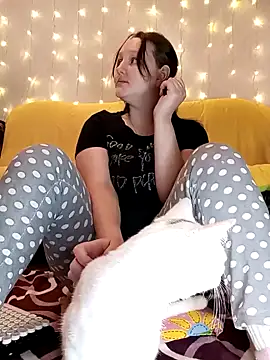 Aria  Dark online show from February 9, 2025, 1:11 am