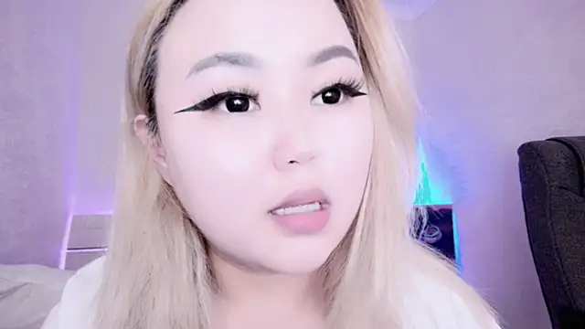 Snapshot of amelia_sunlight chatting on December 11, 2024, 8:50 pm amelia sunlight online show from December 11, 2024, 8:50 pm