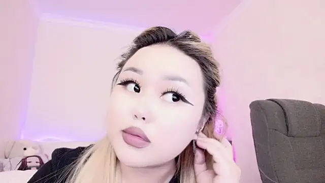 Snapshot of amelia_sunlight chatting on February 11, 2025, 12:38 am amelia sunlight online show from February 11, 2025, 12:38 am