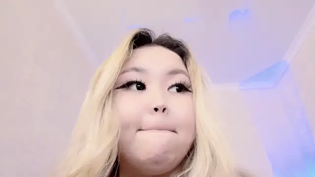 Snapshot of amelia_sunlight chatting on February 27, 2025, 3:47 am amelia sunlight online show from February 27, 2025, 3:47 am