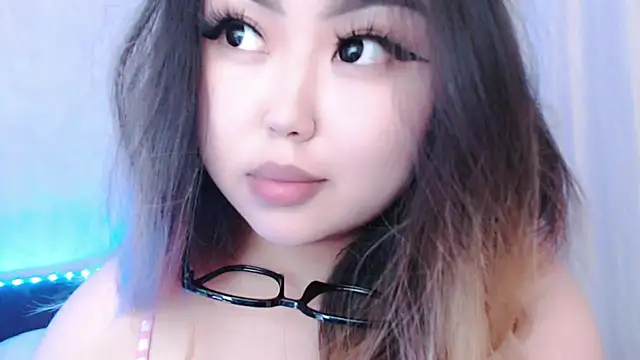 Snapshot of amelia_sunlight chatting on June 10, 2026, 5:23 pm amelia sunlight online show from June 10, 2026, 5:23 pm
