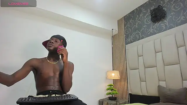 chimi88 online show from February 21, 2025, 2:27 pm