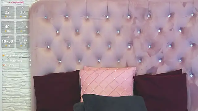 SophiaStarr online show from February 1, 2025, 12:40 am