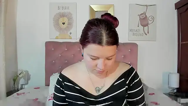 CelessteRedds online show from December 15, 2025, 11:25 am