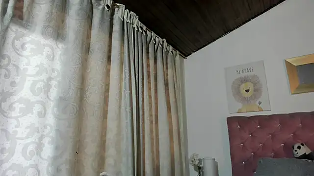 CelessteRedds online show from February 20, 2026, 11:32 am