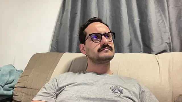 Superdad online show from February 8, 2026, 10:02 pm