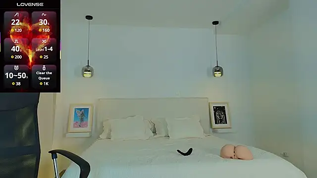  miguel0 online show from February 25, 2025, 9:35 pm