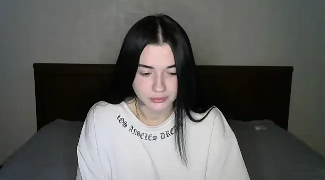 Liana diva online show from January 17, 2025, 10:23 pm