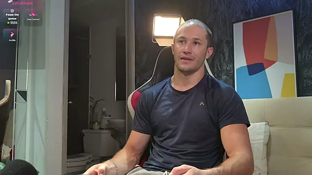 AxelFairchaild online show from November 25, 2025, 12:49 pm