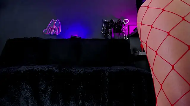 DelaneyStone online show from December 19, 2025, 8:38 pm