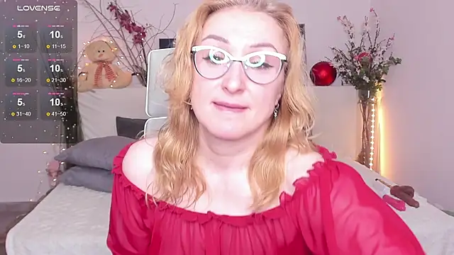 MadissonKiss online show from November 13, 2025, 2:32 am