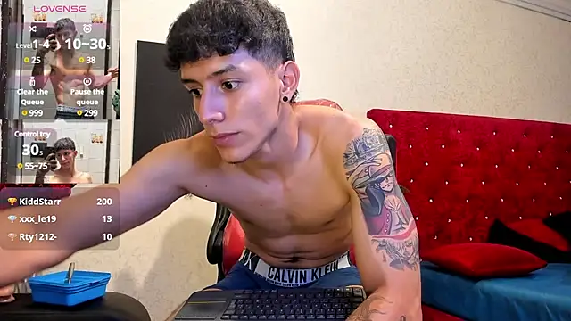 Cristopher23  online show from March 14, 2025, 2:20 am