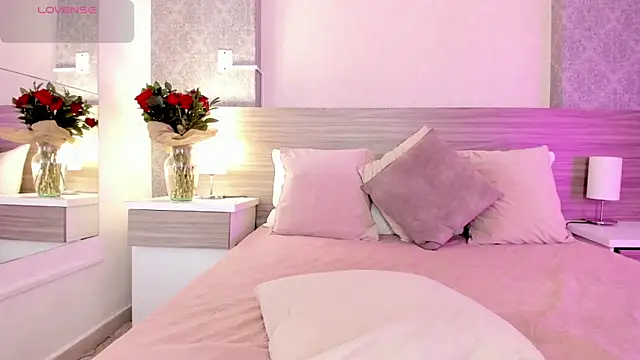 Mistyca online show from March 7, 2025, 3:39 pm