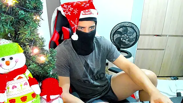 Calihotcaliente277 online show from December 30, 2024, 7:21 pm