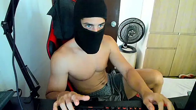 Calihotcaliente277 online show from January 24, 2025, 3:13 pm