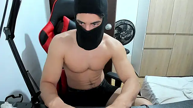 Calihotcaliente277 online show from March 12, 2025, 12:47 pm