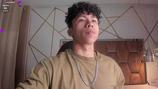 Snapshot of AkazaBoy_ chatting on January 17, 2025, 4:06 am AkazaBoy  online show from January 17, 2025, 4:06 am