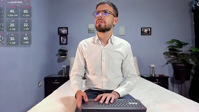 ETHAN ADAM online show from February 11, 2025, 2:14 am