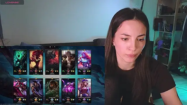 Snapshot of Space_X_Roxy_ chatting on March 3, 2025, 8:21 pm Space X Roxy online show from March 3, 2025, 8:21 pm