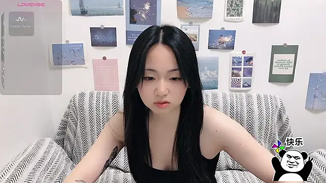 LiLiYbaby online show from November 30, 2025, 6:28 am