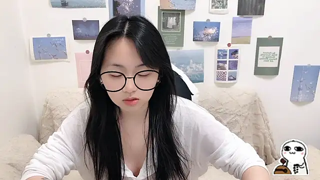 Snapshot of LiLiYbaby chatting on February 10, 2026, 6:28 am LiLiYbaby online show from February 10, 2026, 6:28 am