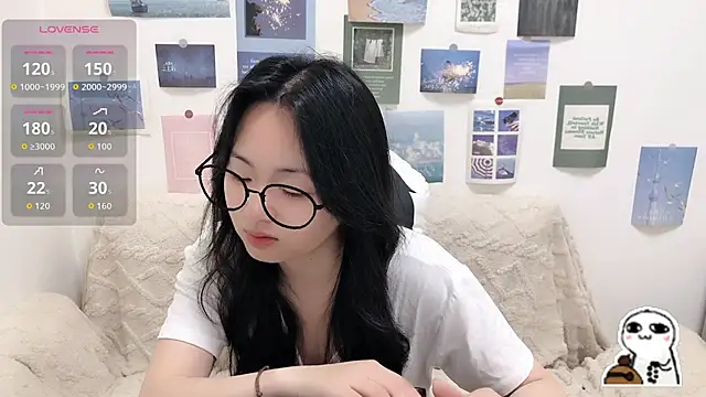 Snapshot of LiLiYbaby chatting on February 11, 2026, 6:18 am LiLiYbaby online show from February 11, 2026, 6:18 am