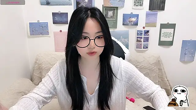 Snapshot of LiLiYbaby chatting on February 28, 2026, 6:03 am LiLiYbaby online show from February 28, 2026, 6:03 am