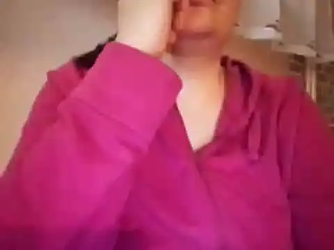 Snapshot of AalinnaK chatting on December 7, 2024, 12:45 pm AalinnaK online show from December 7, 2024, 12:45 pm