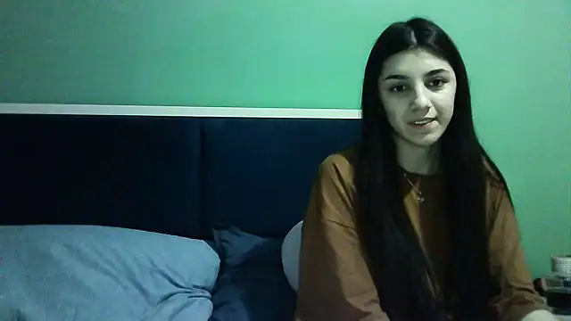 Ahotkittyxxx online show from January 13, 2025, 2:42 pm