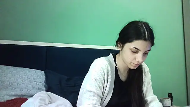 Ahotkittyxxx online show from February 15, 2025, 10:00 am