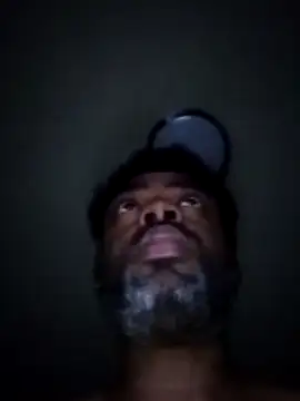 SLOWSTRO online show from October 22, 2025, 12:38 pm