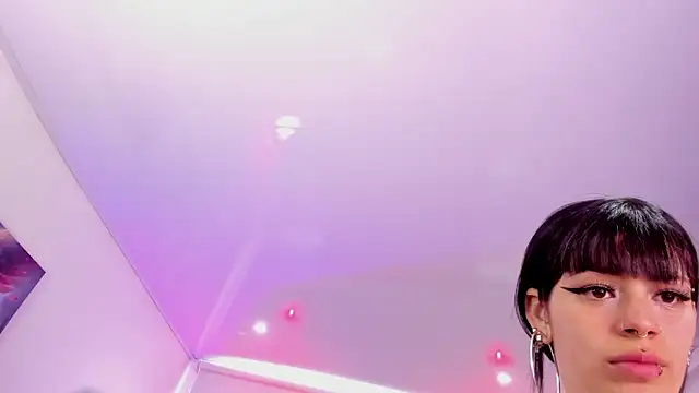 AuroraDiaz online show from September 17, 2025, 7:26 pm