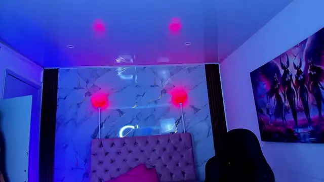 AuroraDiaz online show from February 2, 2026, 7:34 pm